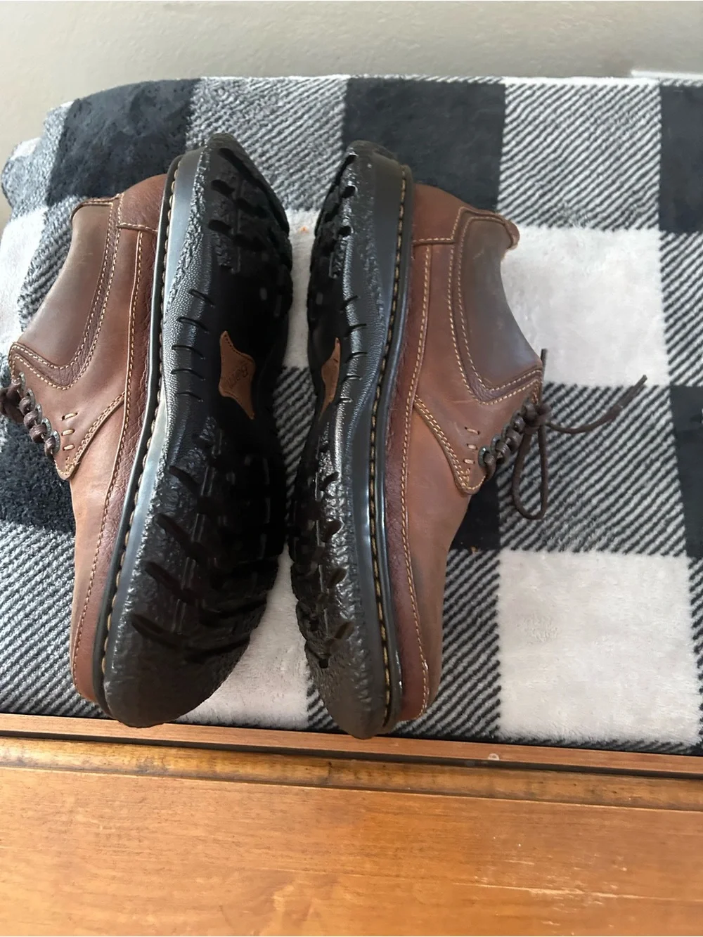 Born Men's 9 Brown Leather Oxford Preppy Old Money Shoes